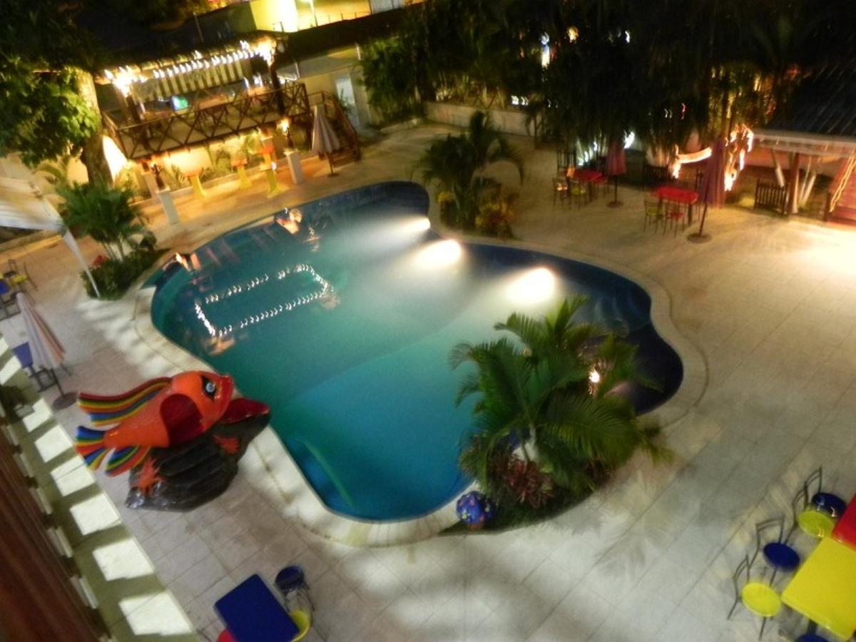 Hotel Puerto Libre Puerto Barrios Eksteriør bilde